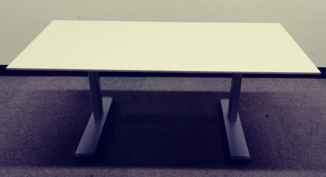 Haworth 72&quot; height-adjustable desk, manual