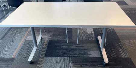 Versteel Brattice Table 30&quot;x60&quot;