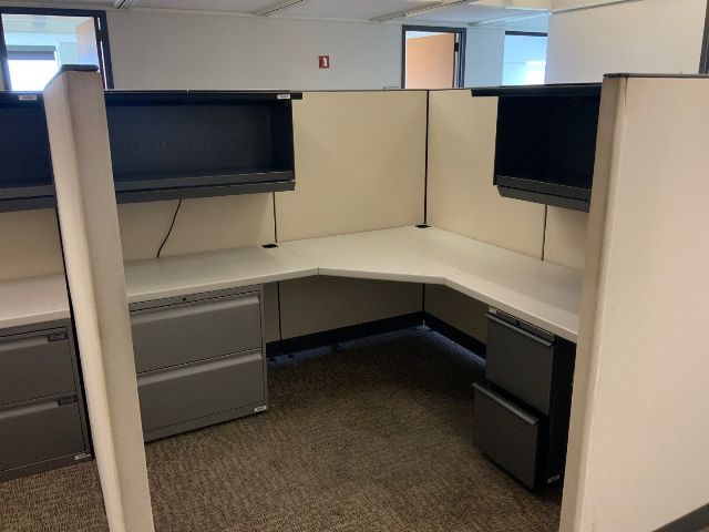    Knoll Morrison Panel Systems, 7x7 Cubicle, Cluster of 4