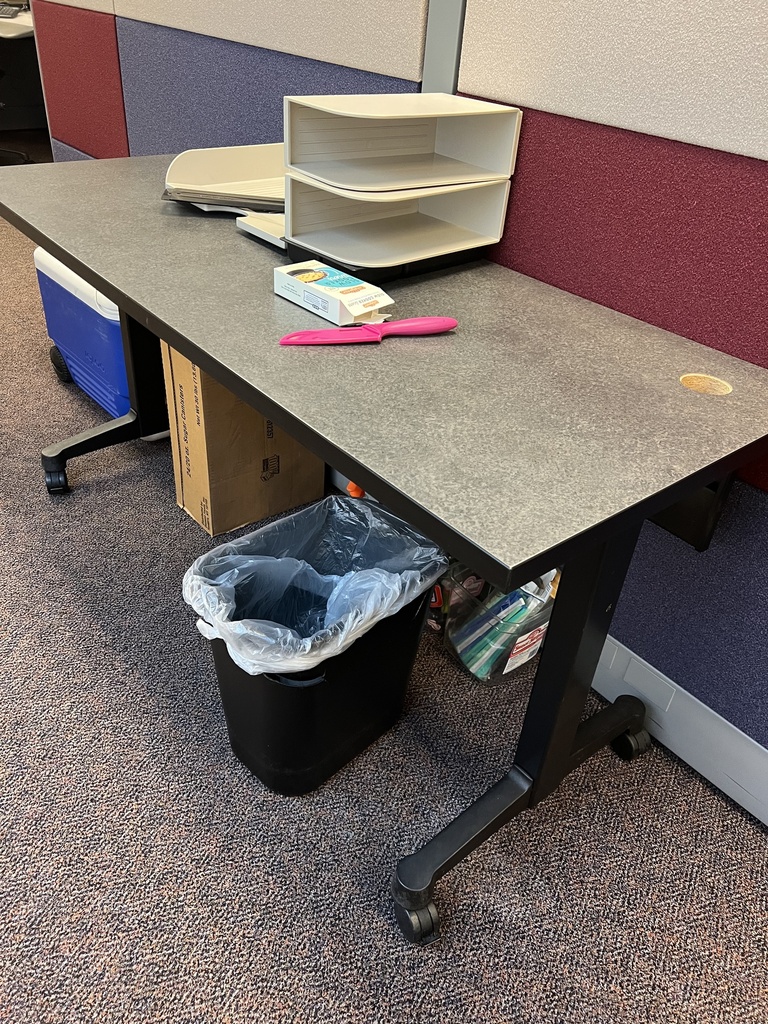 ROLLING TABLE