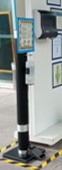 Hand sanitizer station | Estación de desinfectante de manos