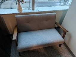 [#B7-92] Sofa, Wood/Grey, 46&quot; x 24&quot; x 29&quot;