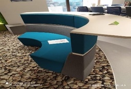 [#C8-3] Curved Table with Bench